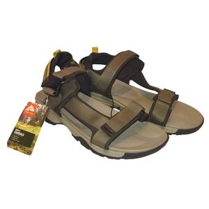NWT Ozark Trail Mens M OT Trek Sandals Mens Size 11 Moss Breathable Adjustable